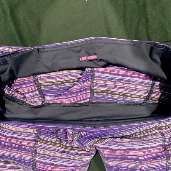 LULULEMON Pace Rival Crop Purple Space Dye 10 - Picture 4 of 5